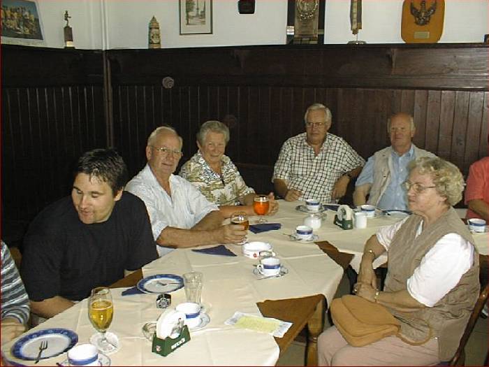 Im Restaurant 6